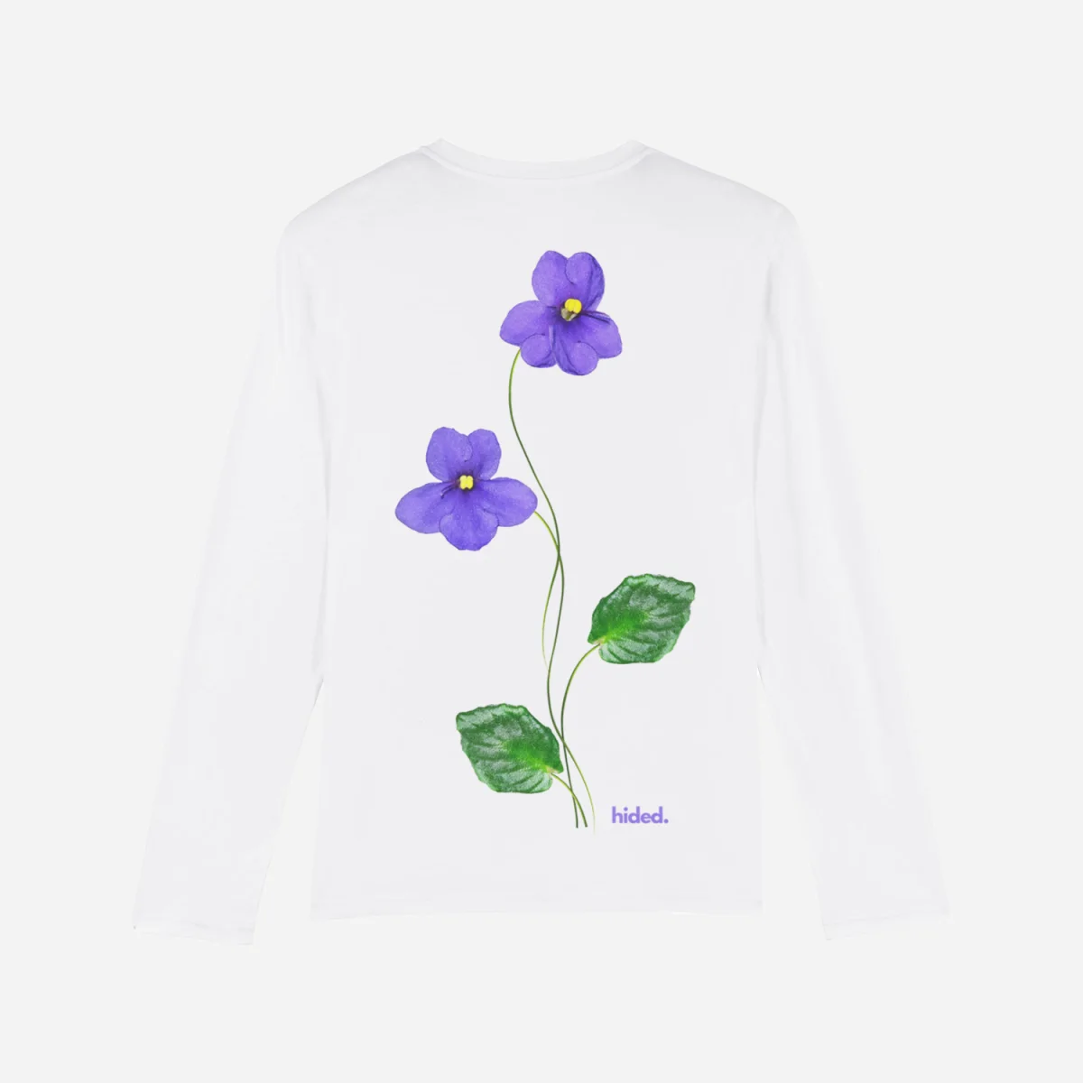 Weißes Longsleeve mit violetten Blumen und hided Schriftzug